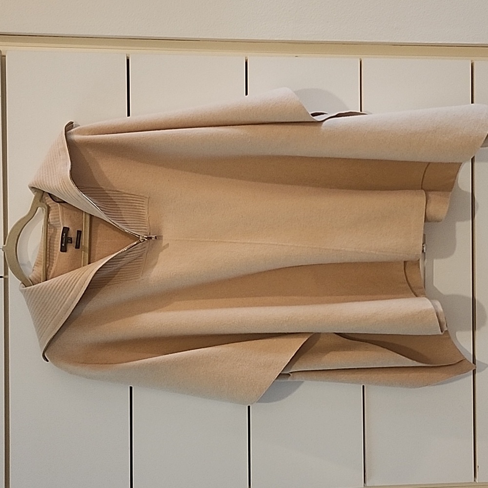 Massimo Dutte Cape with half-zip neck